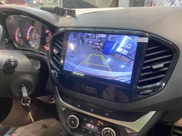 Установка магнитолы Андроид на Lada Vesta
