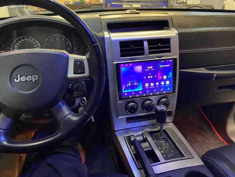 Магнитола для Jeep Liberty (Patriot) 2006-2016 Parafar на Андроид 13.0 PF53113u2kAIR