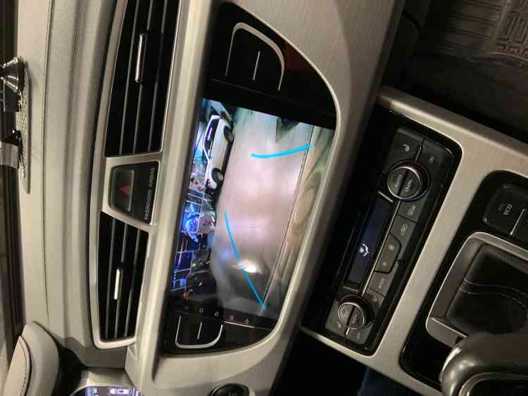Установка магнитолы Андроид на Geely Atlas