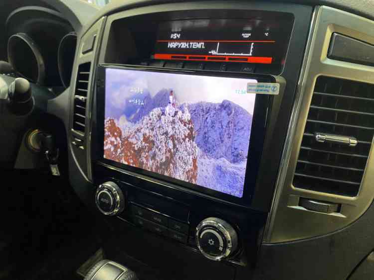 Магнитола для Mitsubishi Pajero 4 2006+ Parafar на Андроид 13.0 PF458RN2K