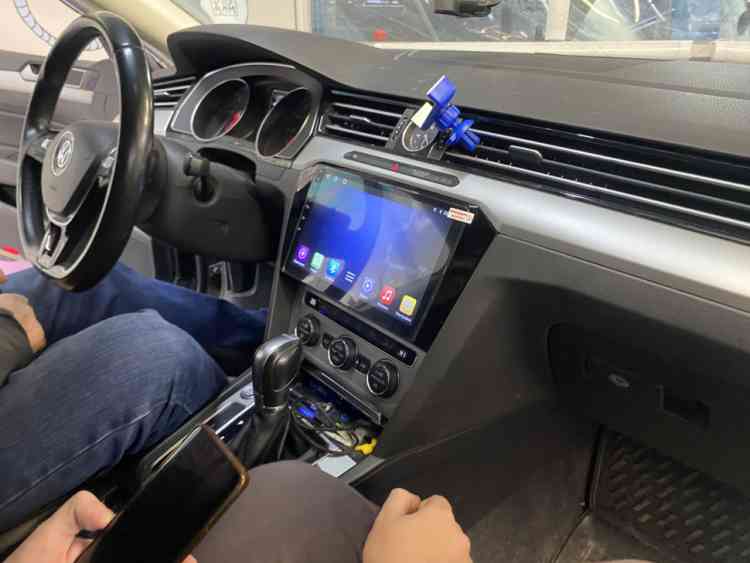 Магнитола для Volkswagen Passat 2015 Parafar (cо встроенным модулем для подключения камер 360) на Андроид 13 PF370XHD360