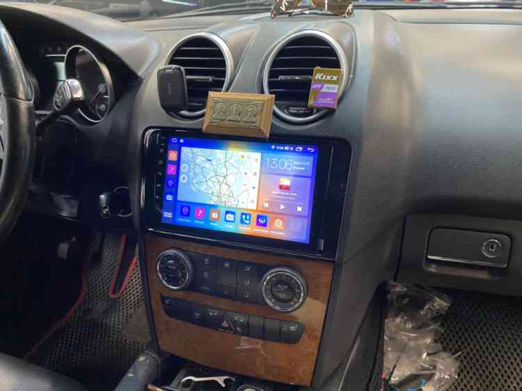 Установка магнитолы Андроид на Mercedes-Benz GL x164