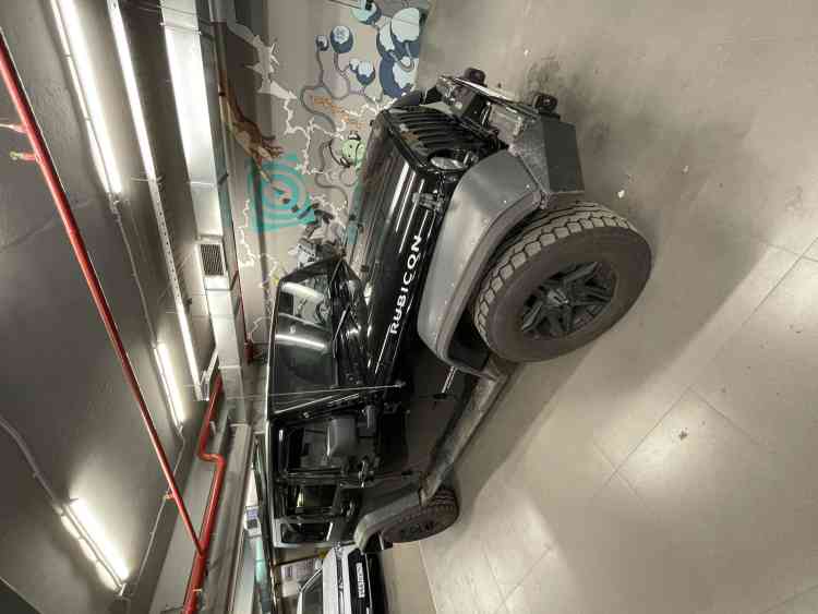 Установка магнитолы Андроид на Jeep Wrangler
