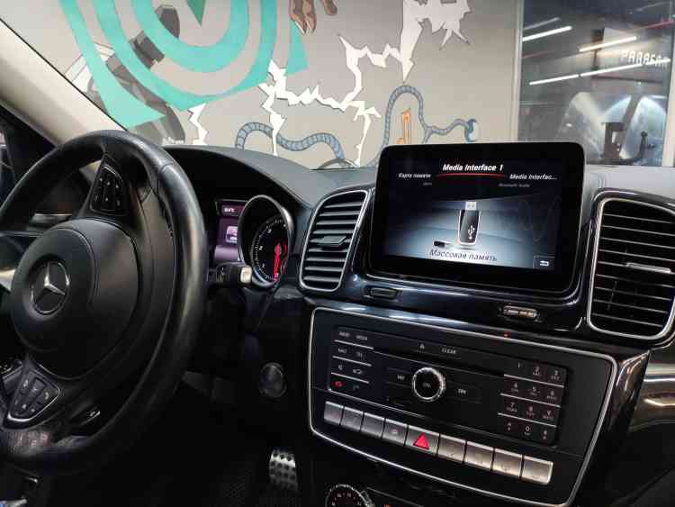 Установка магнитолы Андроид на Mercedes-Benz GLE 350