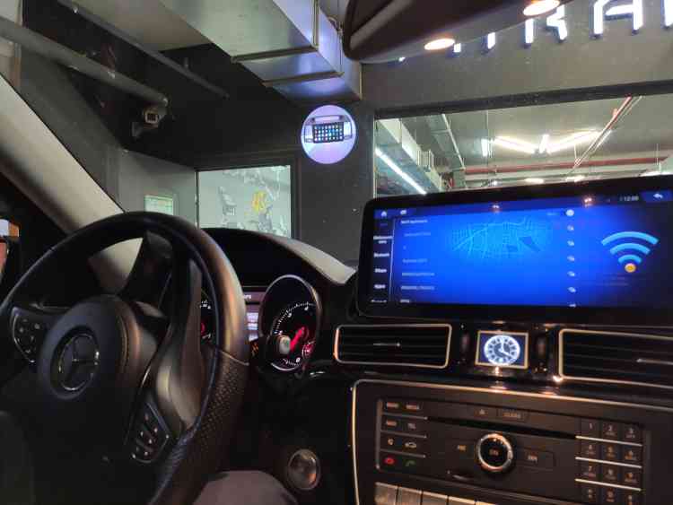 Установка магнитолы Андроид на Mercedes-Benz GLE 350