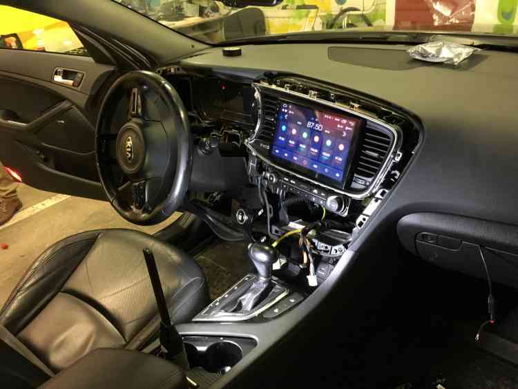 Установка магнитолы Андроид на Kia Optima 2015